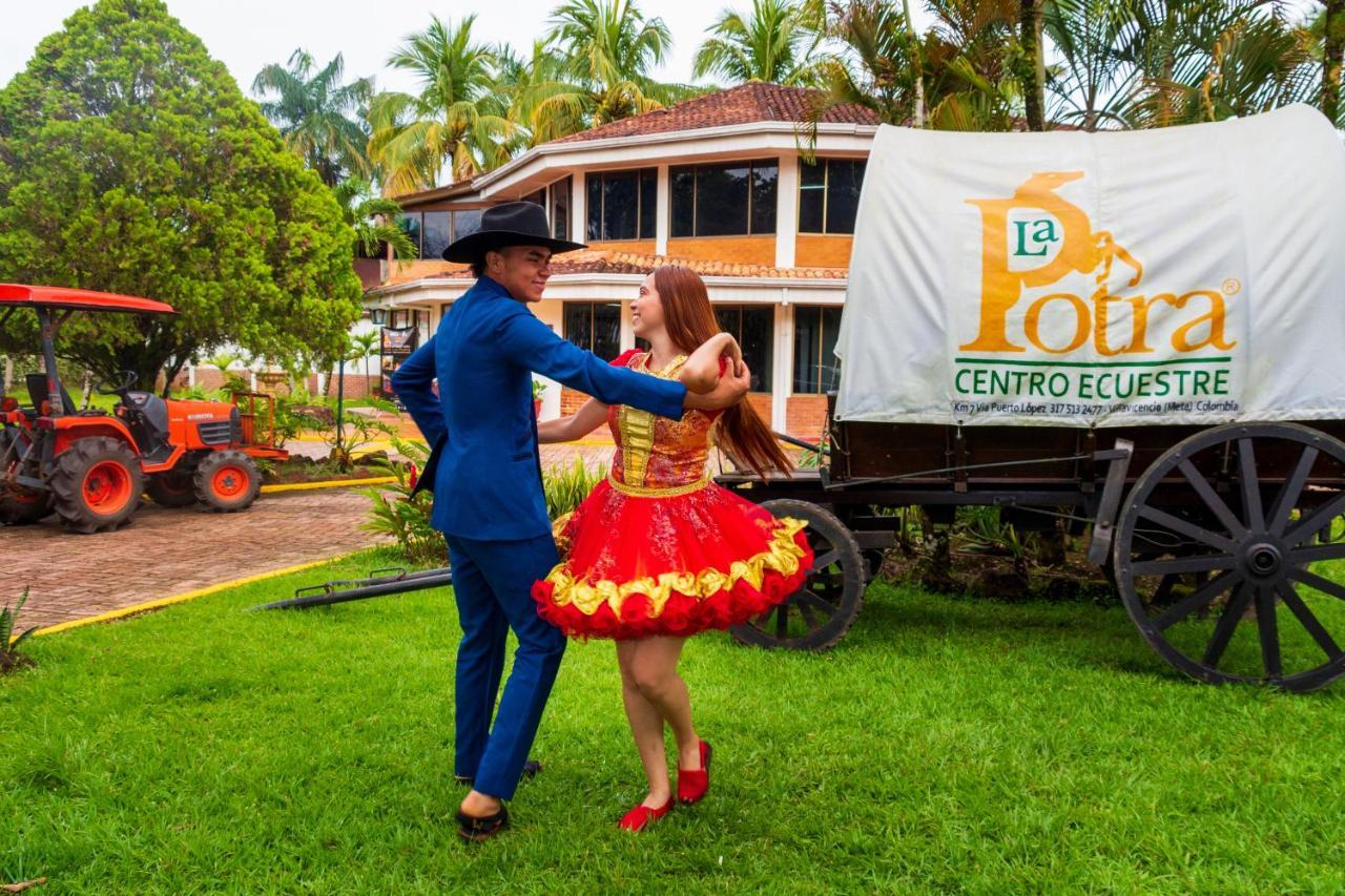 Hotel Campestre La Potra Apiay ภายนอก รูปภาพ