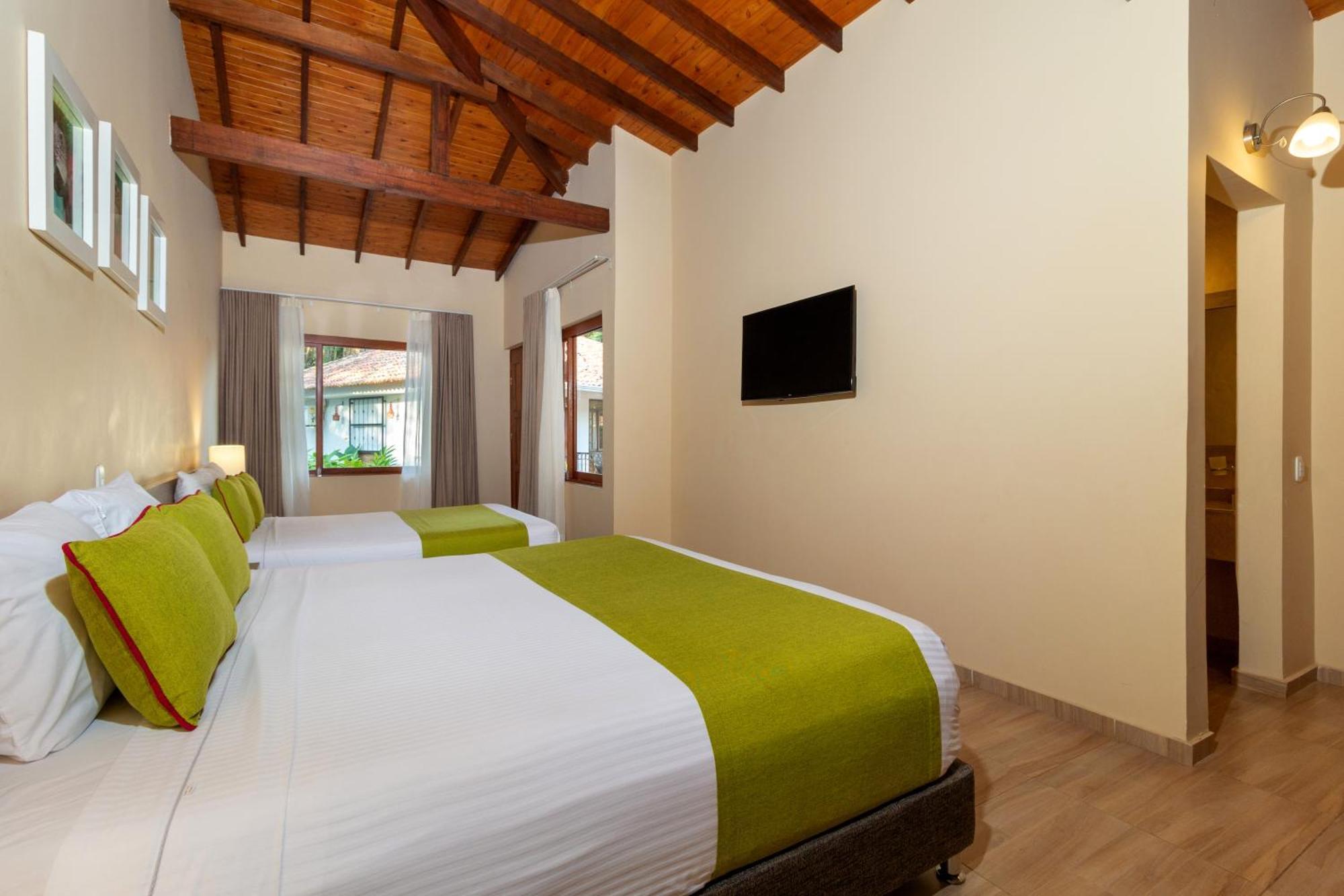 Hotel Campestre La Potra Apiay ภายนอก รูปภาพ
