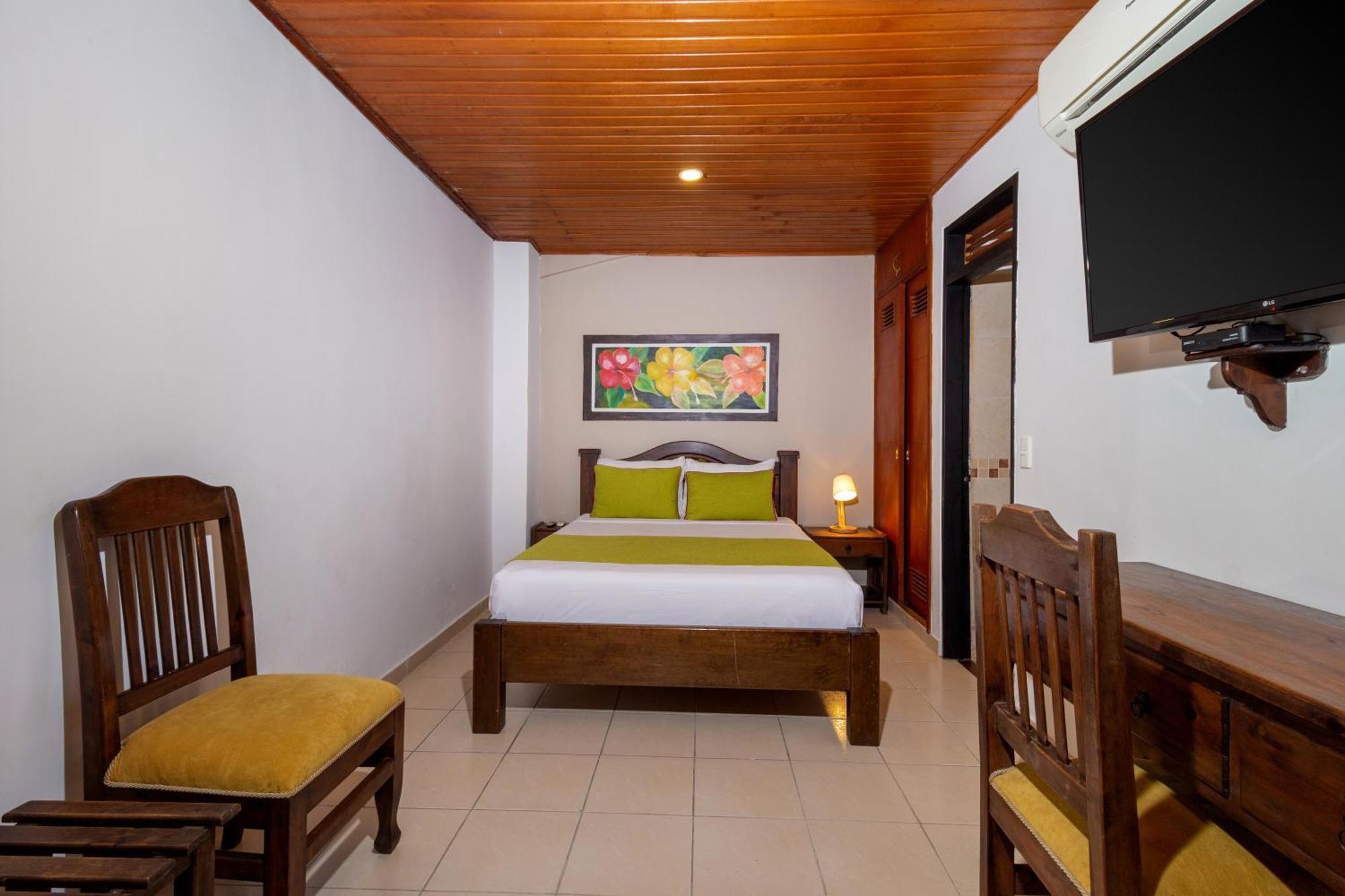 Hotel Campestre La Potra Apiay ภายนอก รูปภาพ